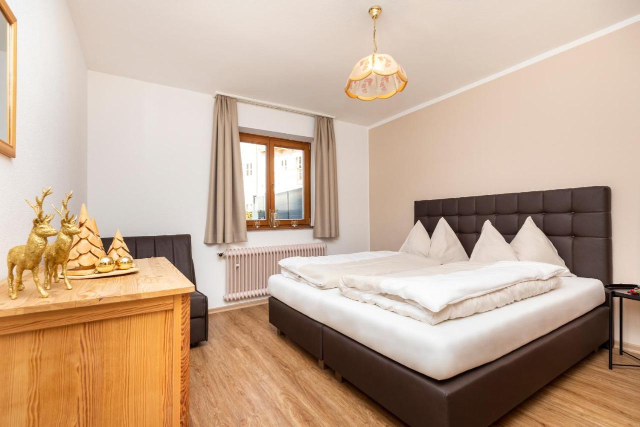 Herzerl-Chalet Appartements ฟลาคเฮา ภายนอก รูปภาพ