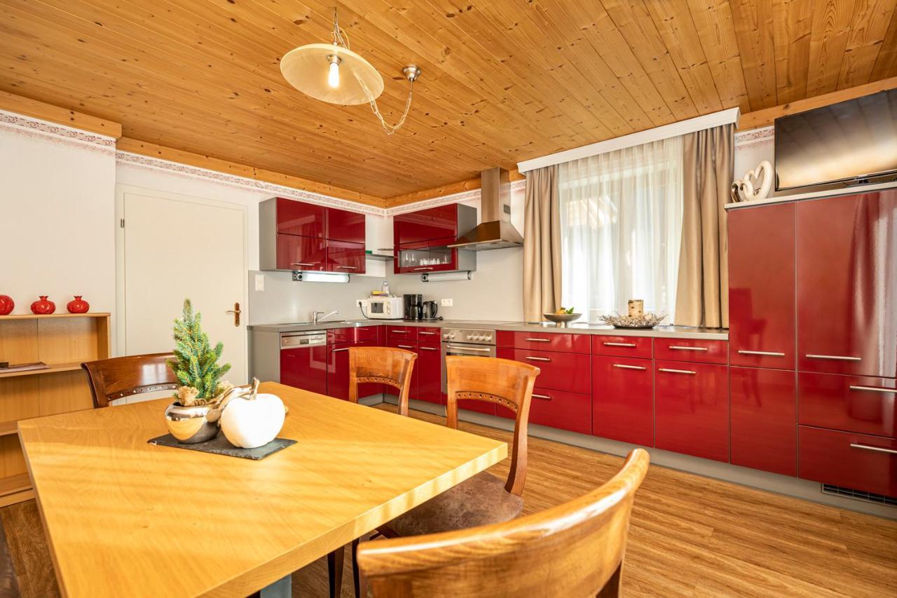 Herzerl-Chalet Appartements ฟลาคเฮา ภายนอก รูปภาพ